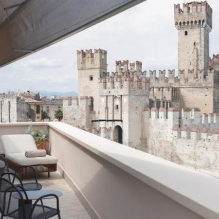 Grand Hotel Terme Sirmione Ngoại thất bức ảnh View of the White Tower from the hotel