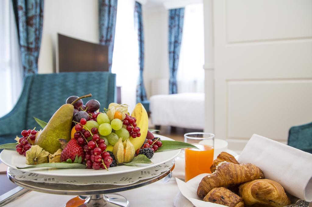 Grand Hotel Terme Sirmione Ngoại thất bức ảnh Room service