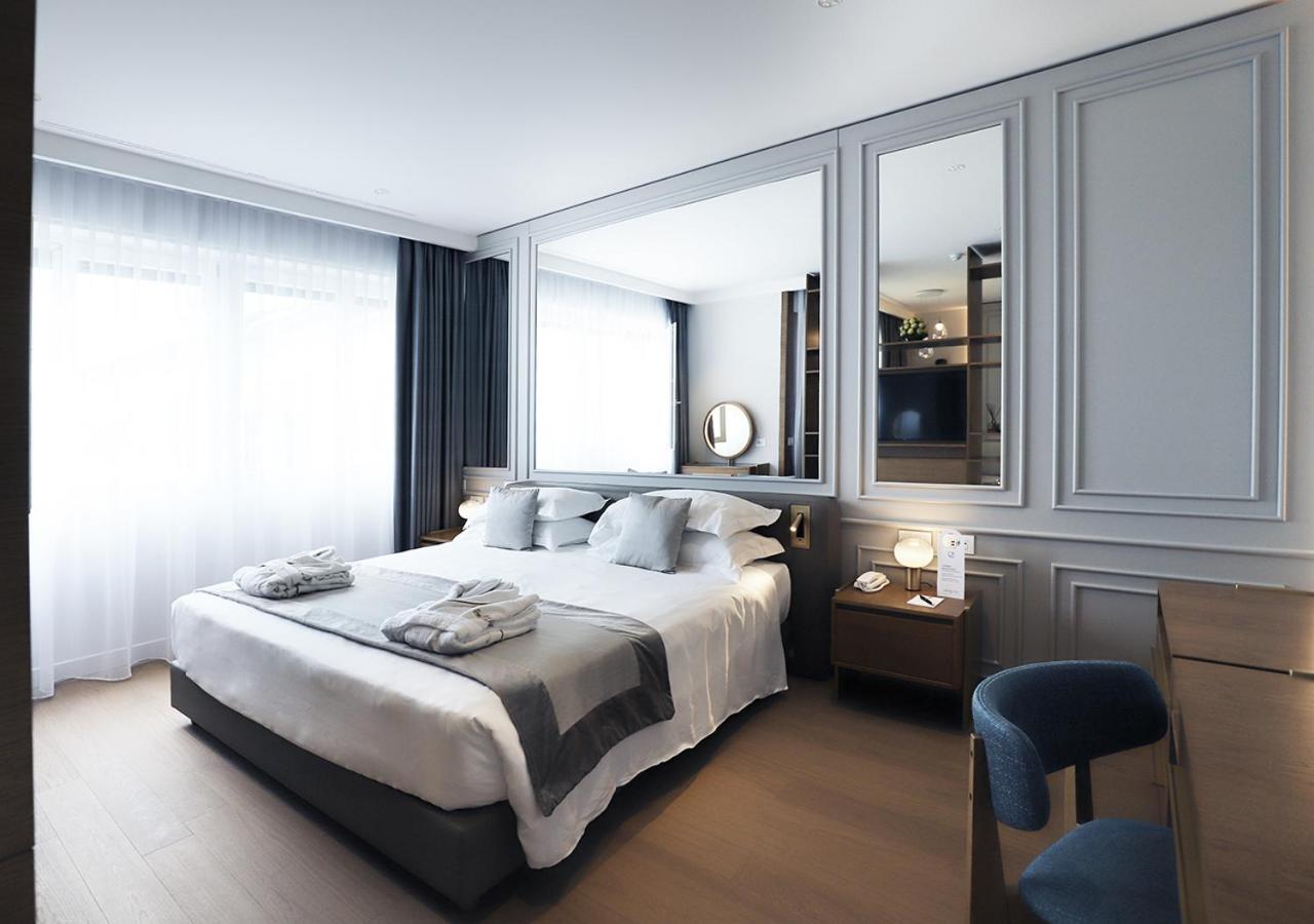 Grand Hotel Terme Sirmione Ngoại thất bức ảnh Deluxe Room