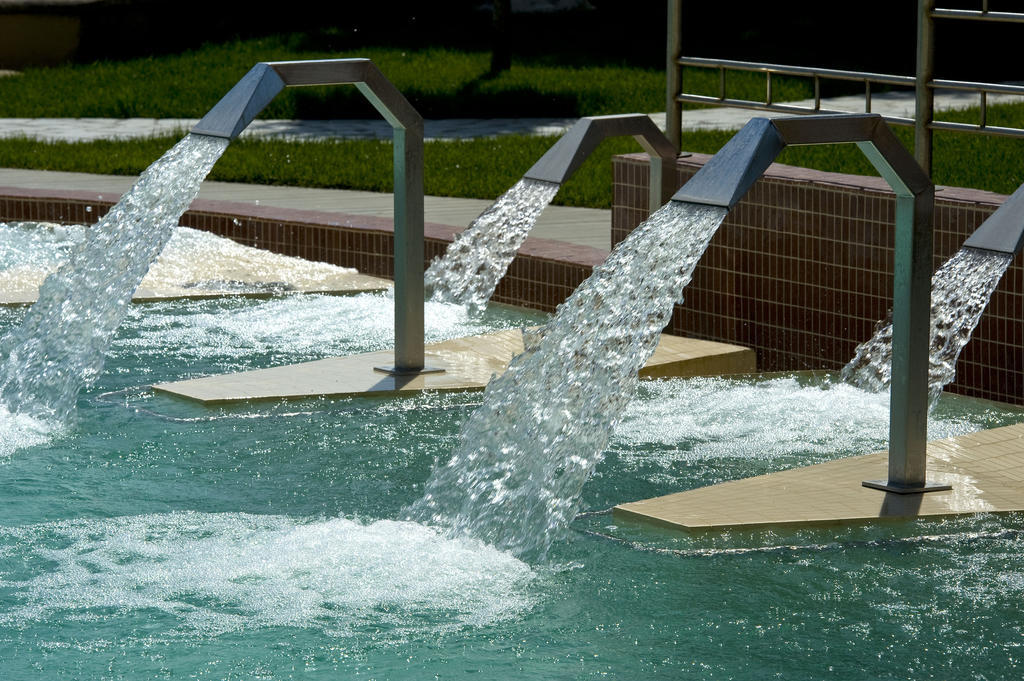 Grand Hotel Terme Sirmione Ngoại thất bức ảnh Fountains at the spa